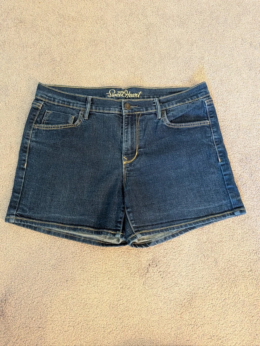 Old Navy the Sweetheart Women's Denim Shorts, size 12
